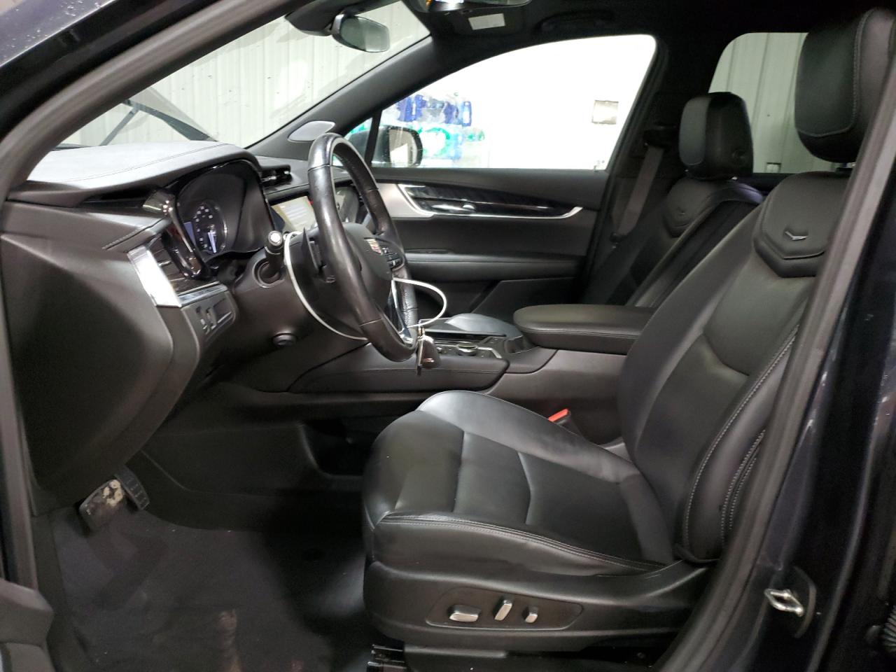 Cadillac XT6 Premium Luxury Image 2