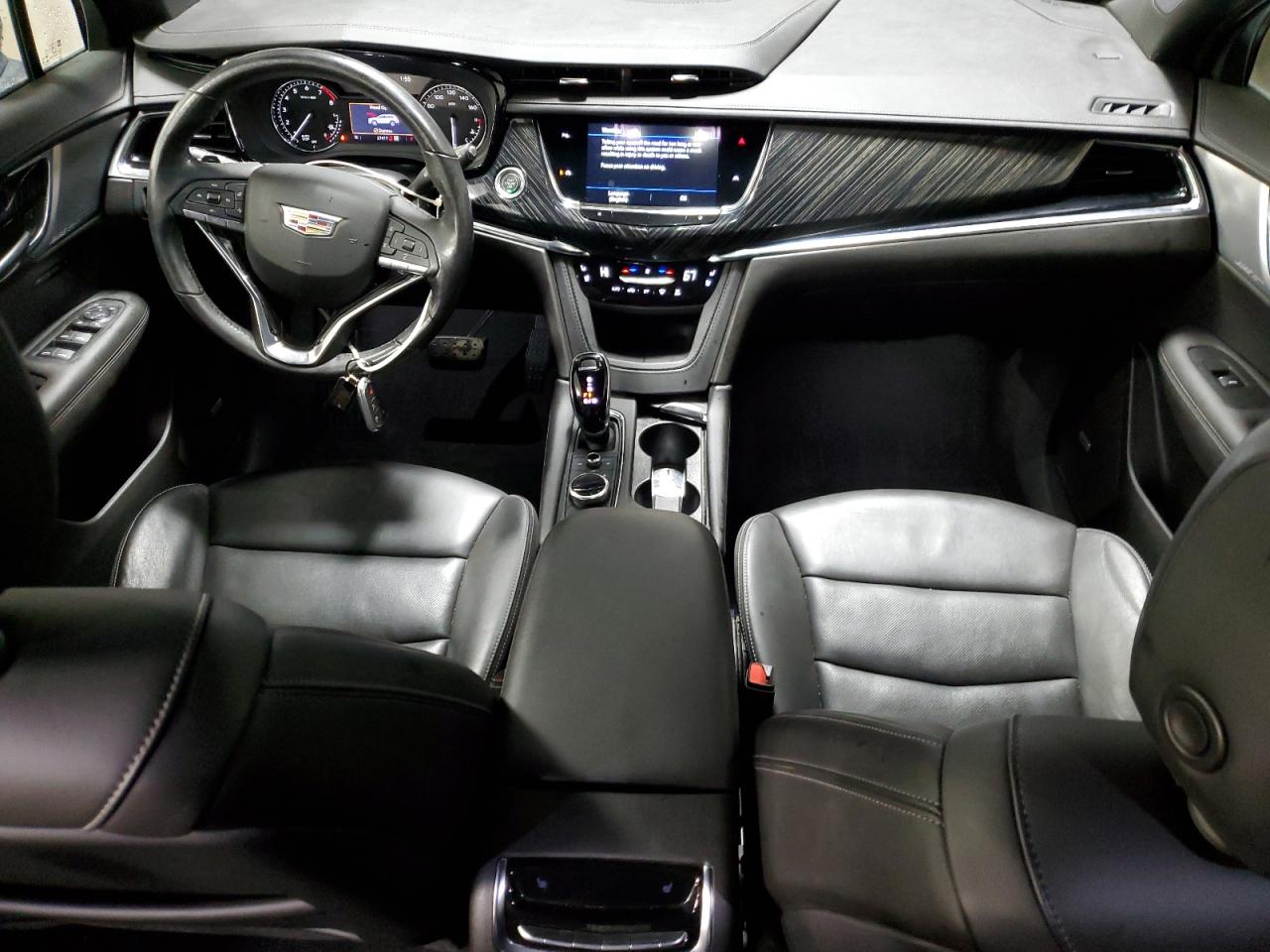 Cadillac XT6 Premium Luxury Image 3