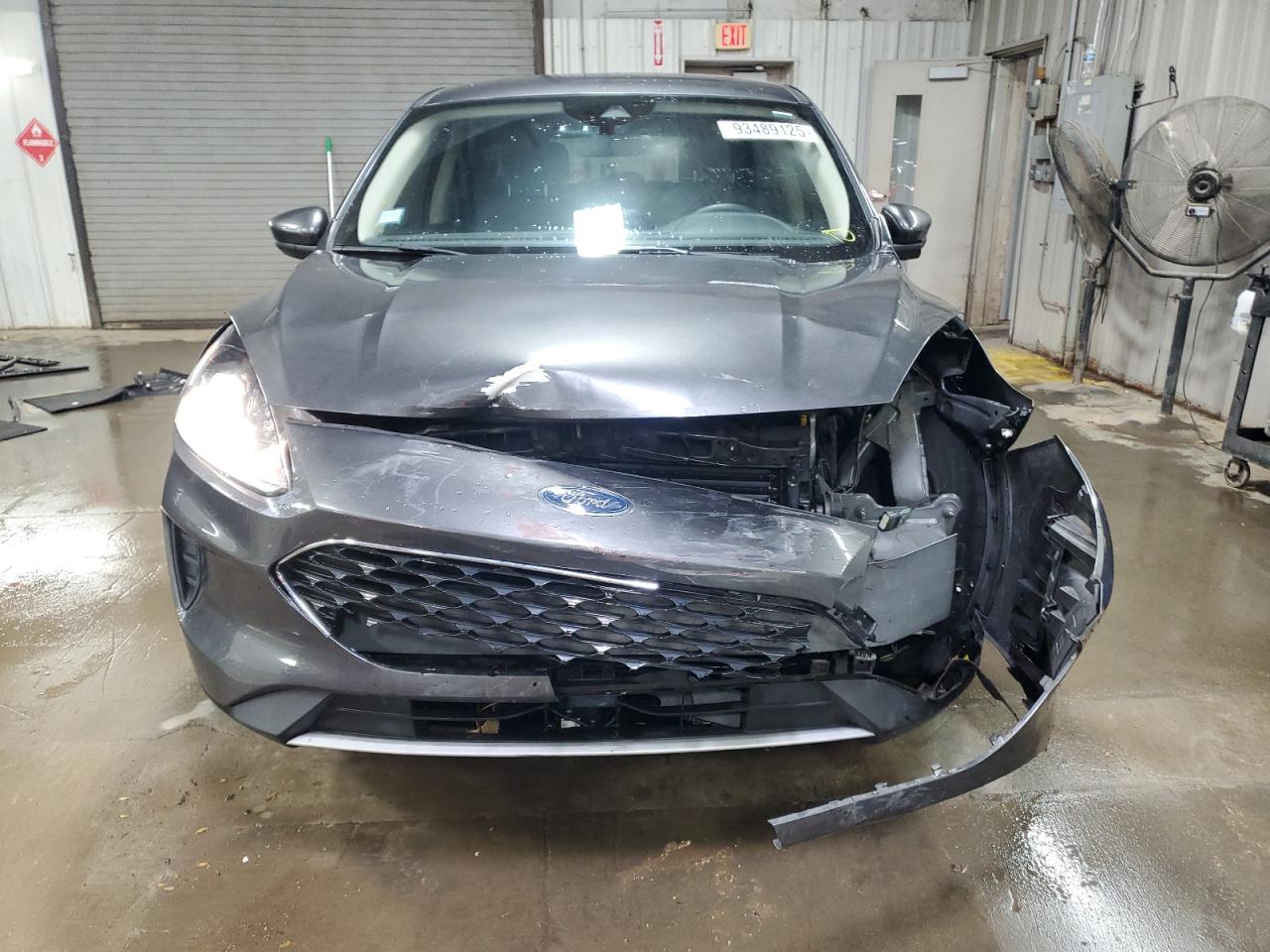 Ford Escape Se Image 8