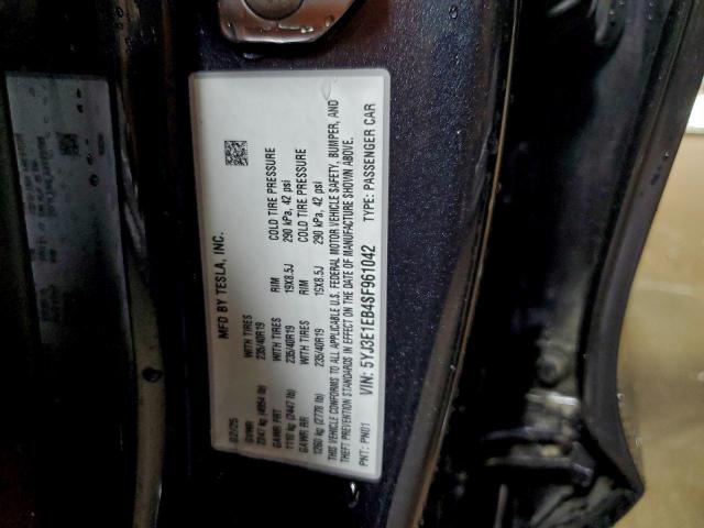 Tesla Model 3 Image 7