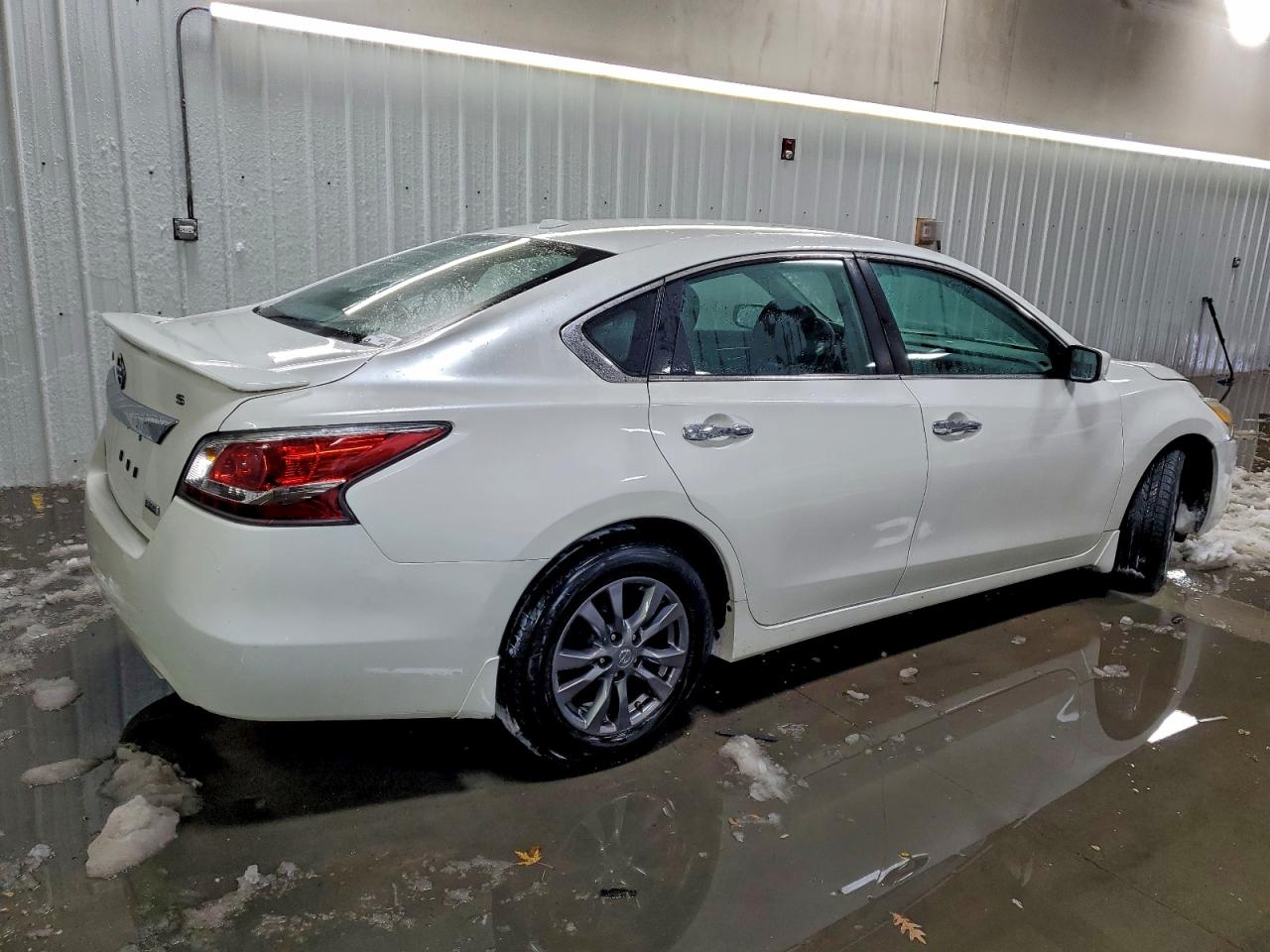 Nissan Altima 2.5 Image 9