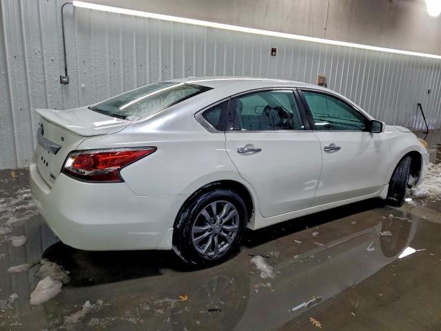 Nissan Altima 2.5 Image 9