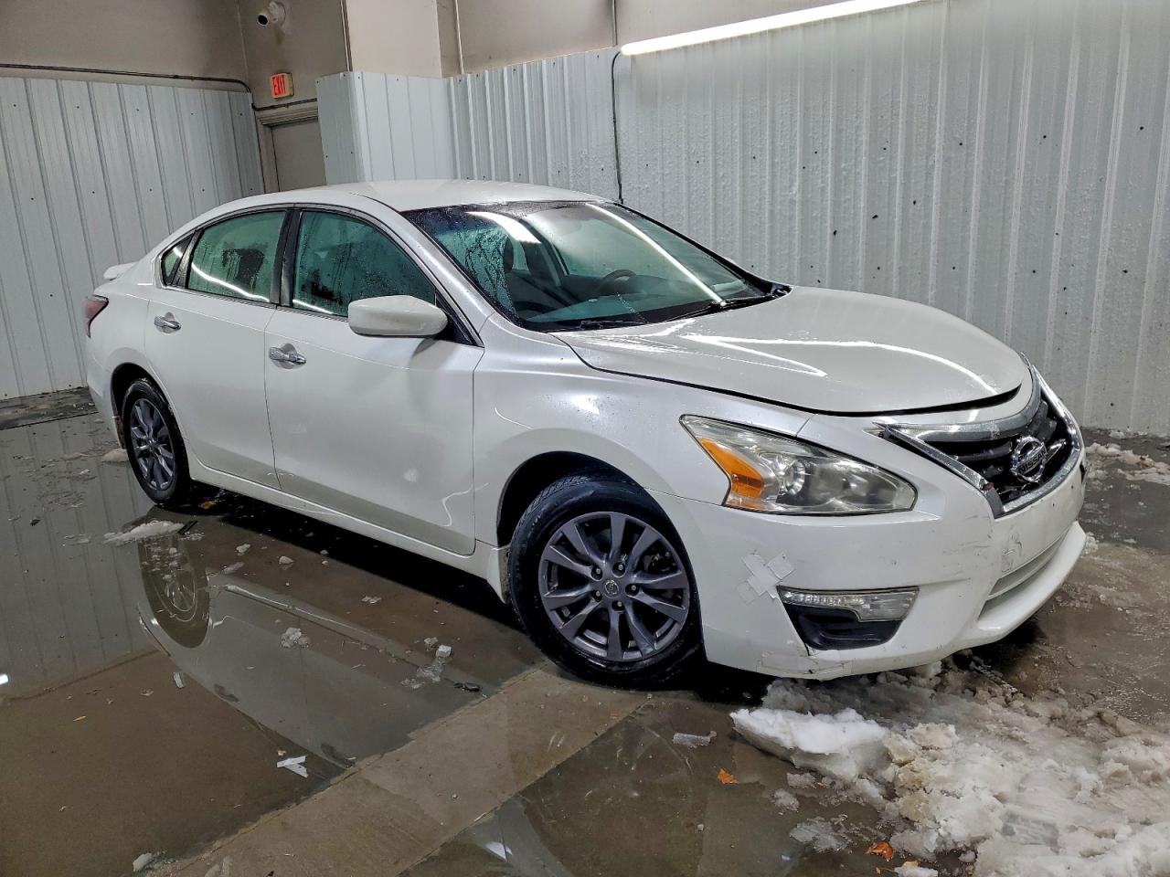 Nissan Altima 2.5 Image 2