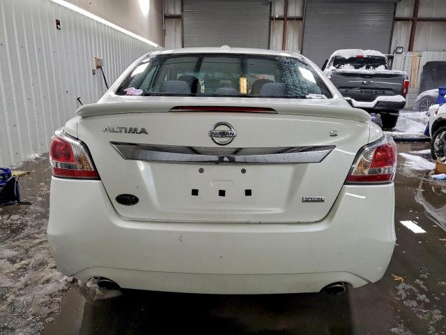 Nissan Altima 2.5 Image 3