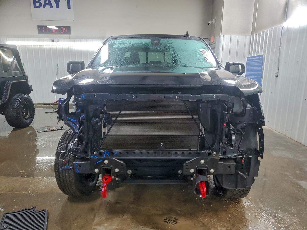 GMC Sierra K1500 At4 Image 10