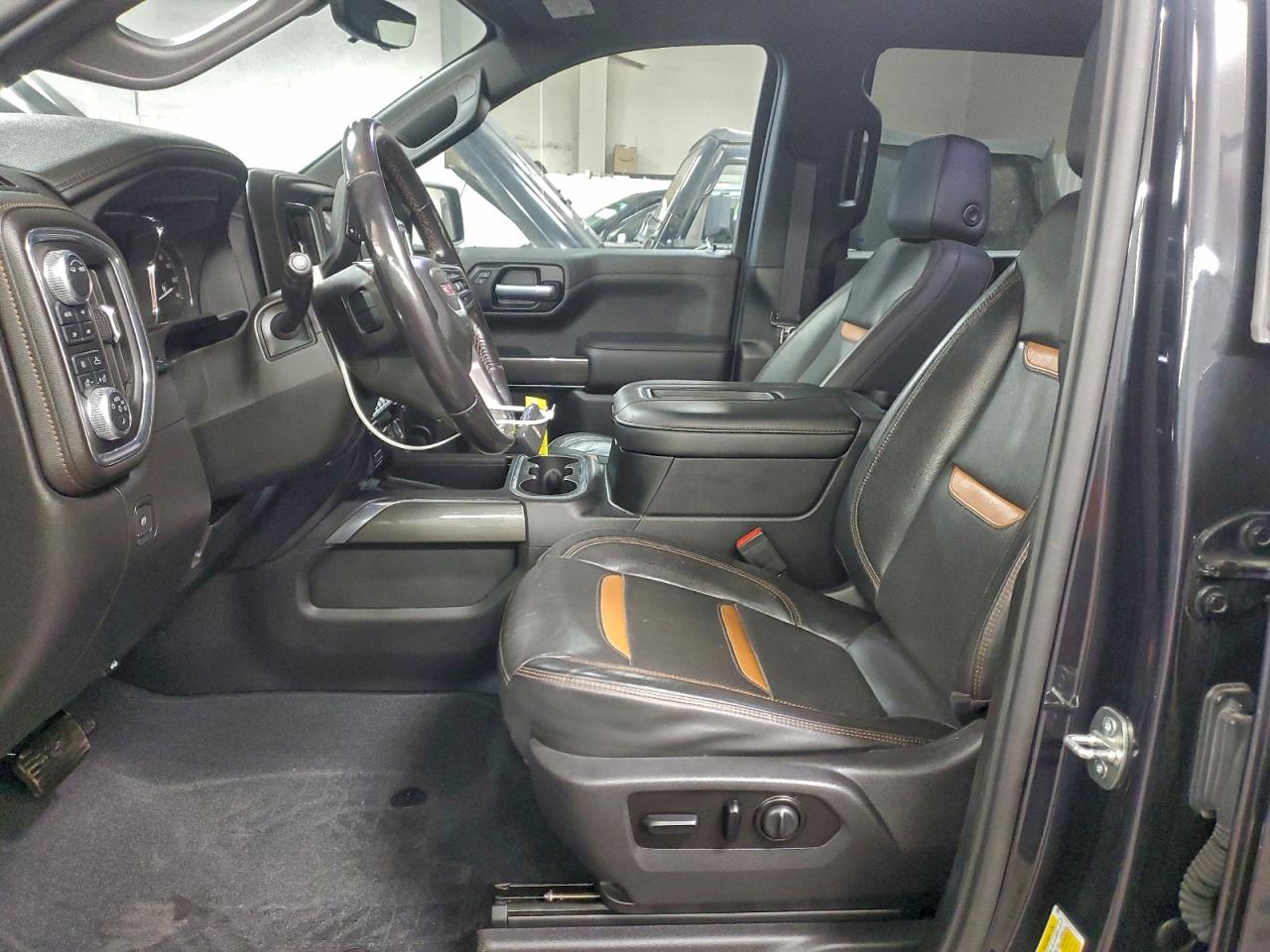 GMC Sierra K1500 At4 Image 6