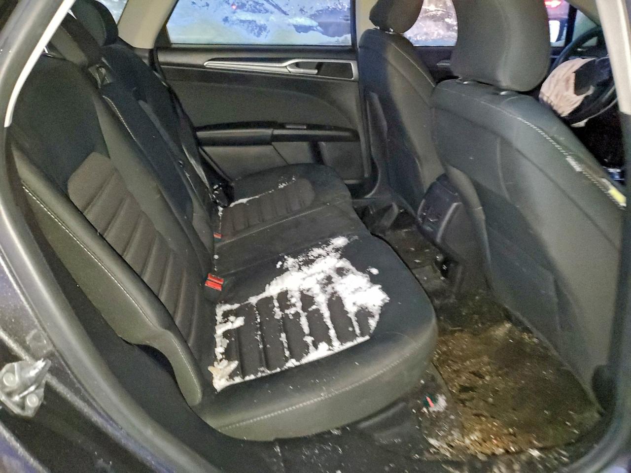 Ford Fusion Se Hybrid Image 8