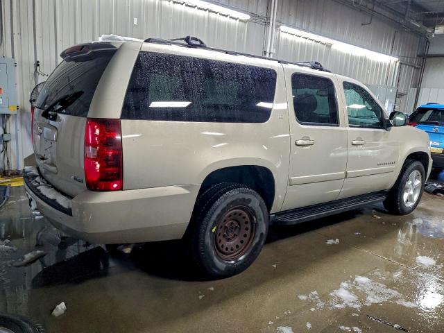Chevrolet Suburban C1500 Ls Image 4