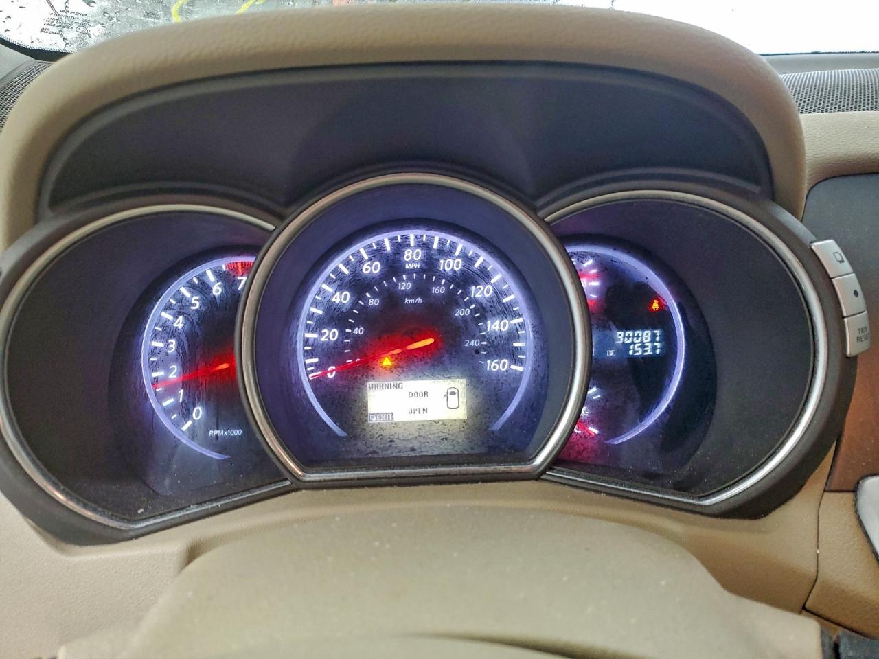 Nissan Murano S Image 3