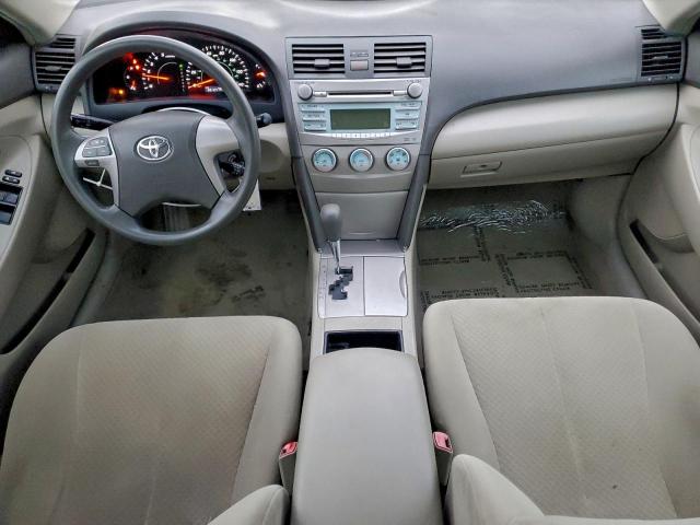 Toyota Camry Ce Image 7