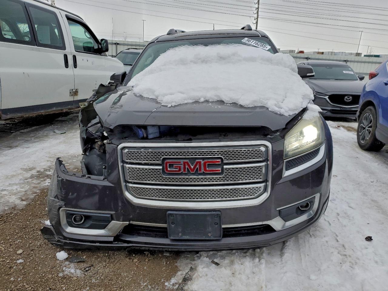 GMC Acadia Denali Image 6