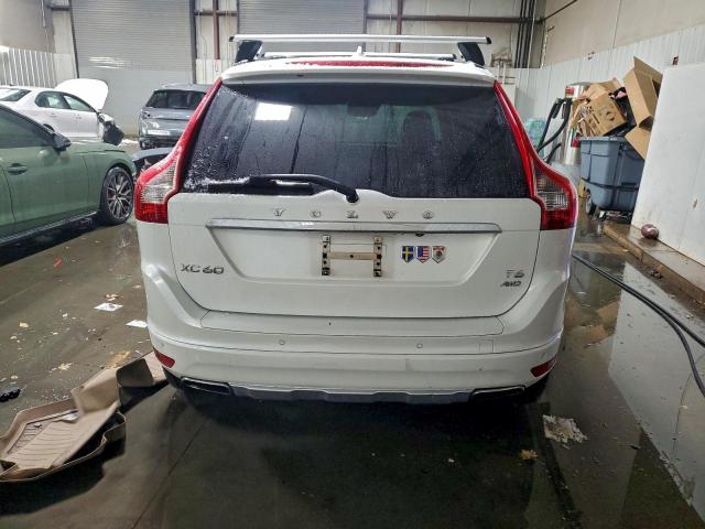 Volvo XC60 T6 Platinum Image 12