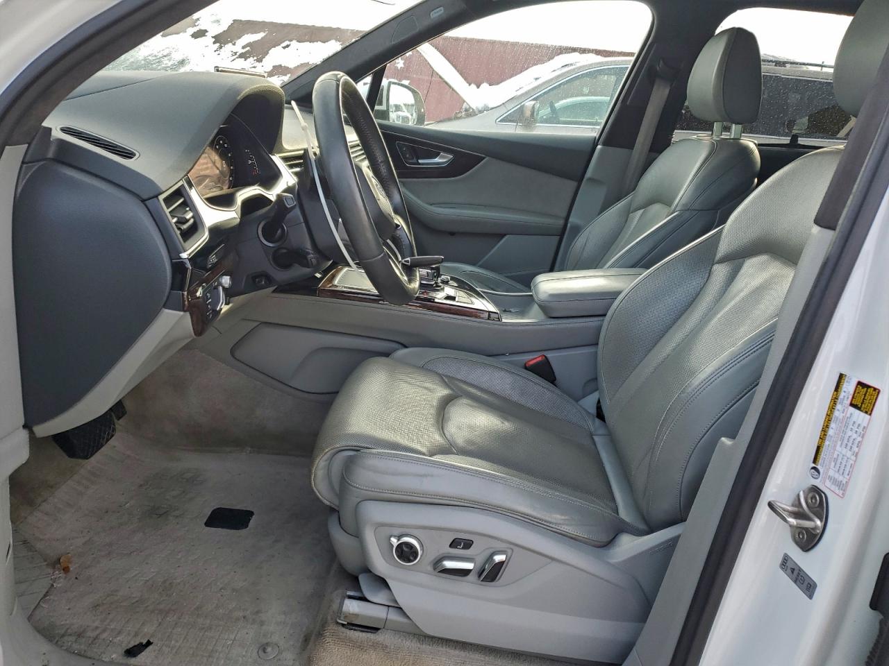 Audi Q7 Prestige Image 9