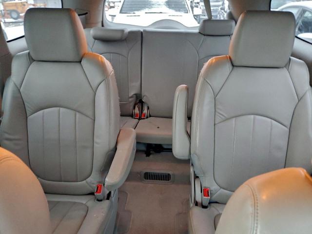 Buick Enclave Image 12