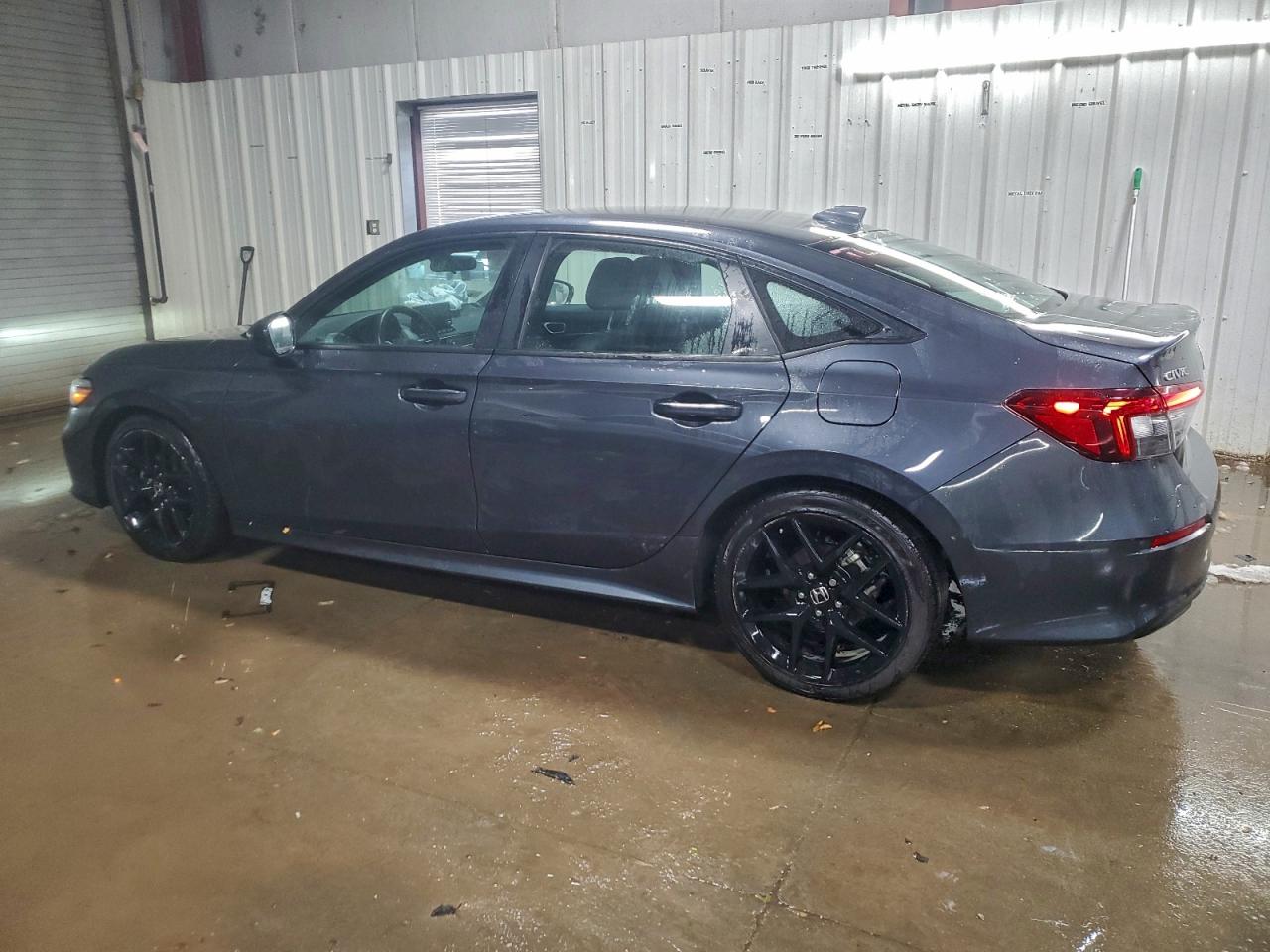 Honda Civic Sport Image 2