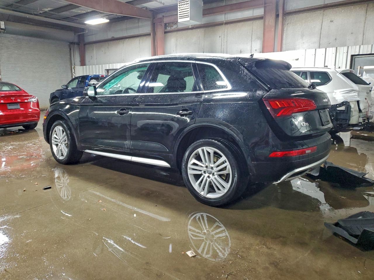 Audi Q5 Premium Plus Image 2