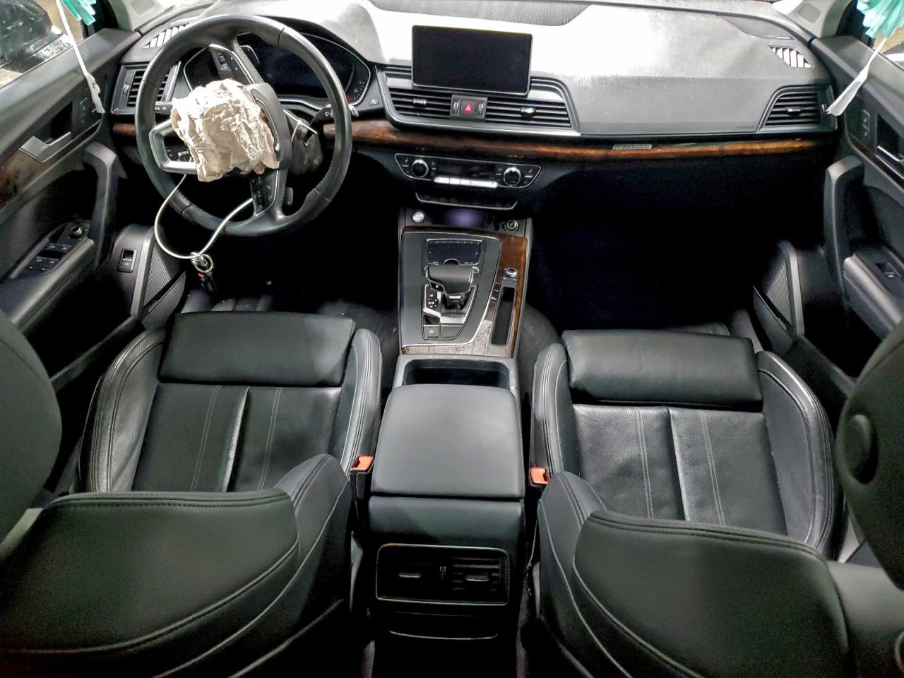 Audi Q5 Premium Plus Image 12