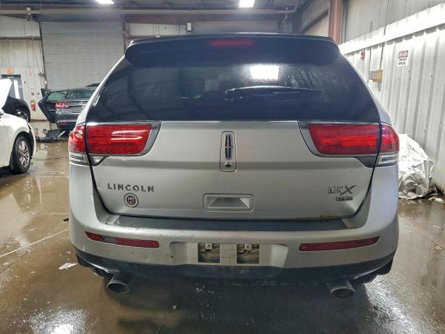 Lincoln MKX Image 2