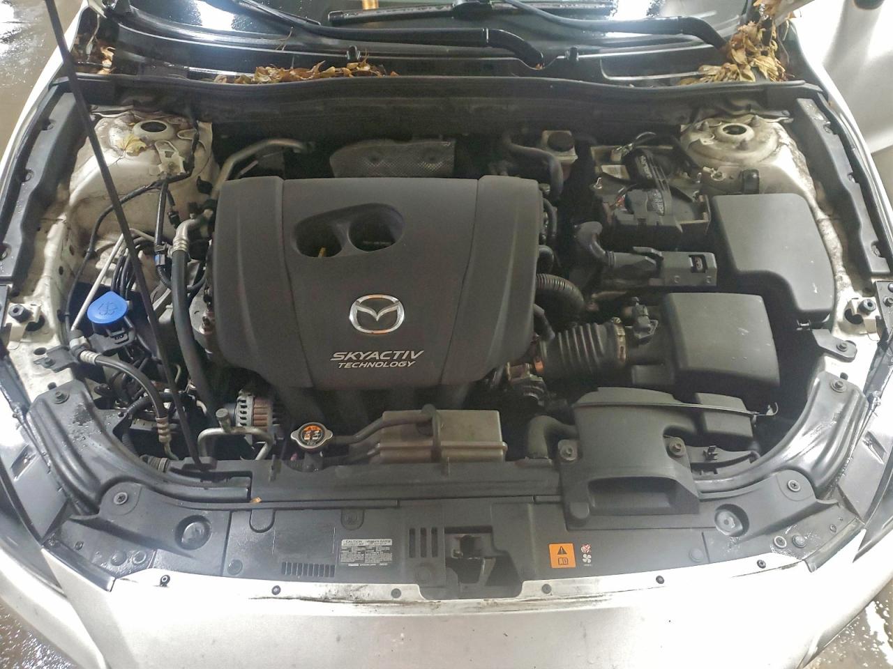 Mazda 3 Grand Touring Image 9