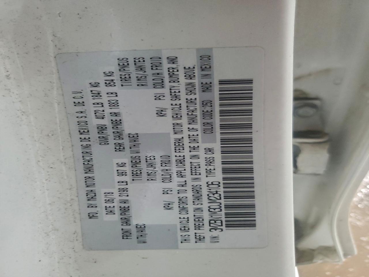 Mazda 3 Grand Touring Image 11