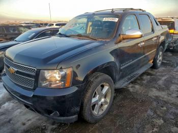  Salvage Chevrolet Avalanche