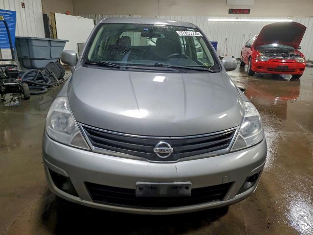 Nissan Versa S Image 2