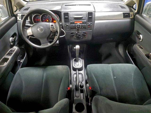 Nissan Versa S Image 4