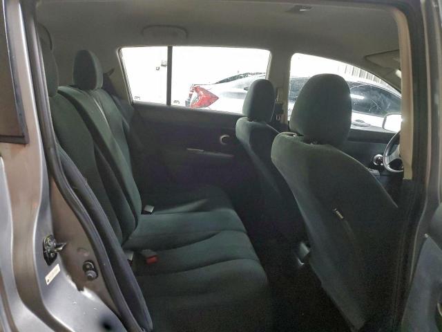 Nissan Versa S Image 5