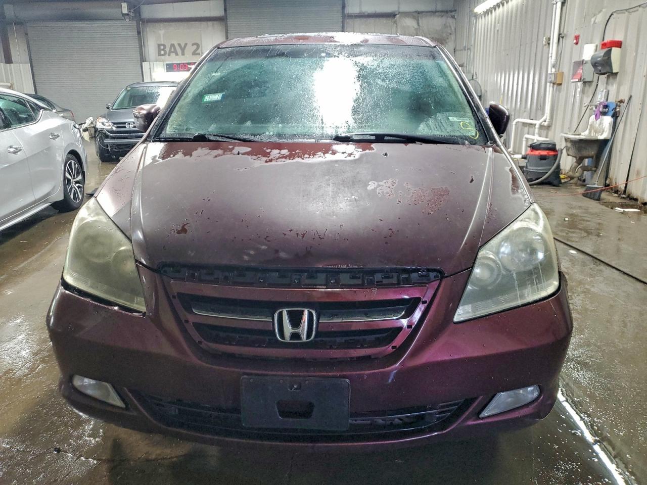 Honda Odyssey Touring Image 4