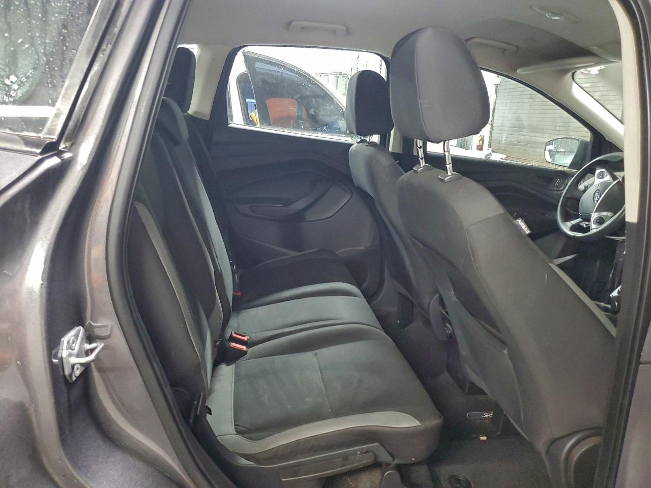 Ford Escape S Image 11