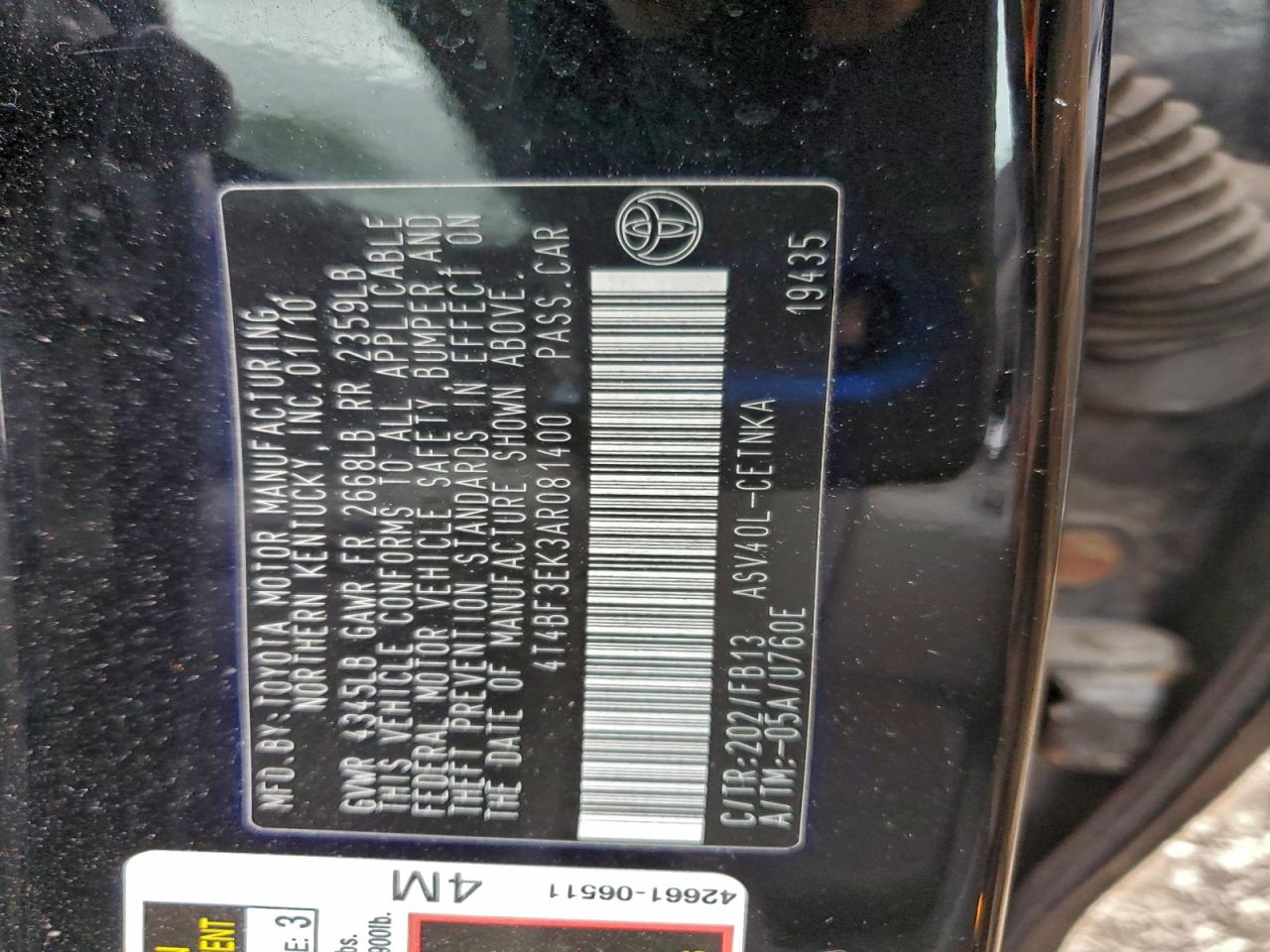 Toyota Camry Base Image 9