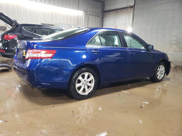 Toyota Camry Base Image 3