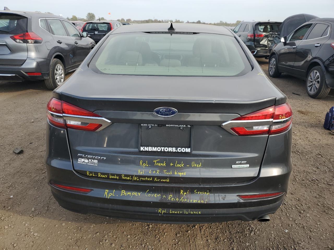 Ford Fusion Se Image 12