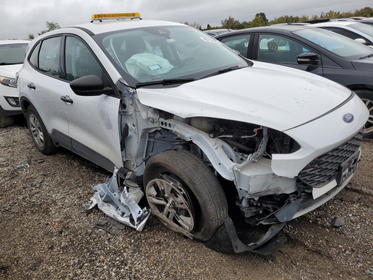 Ford Escape S Image 4