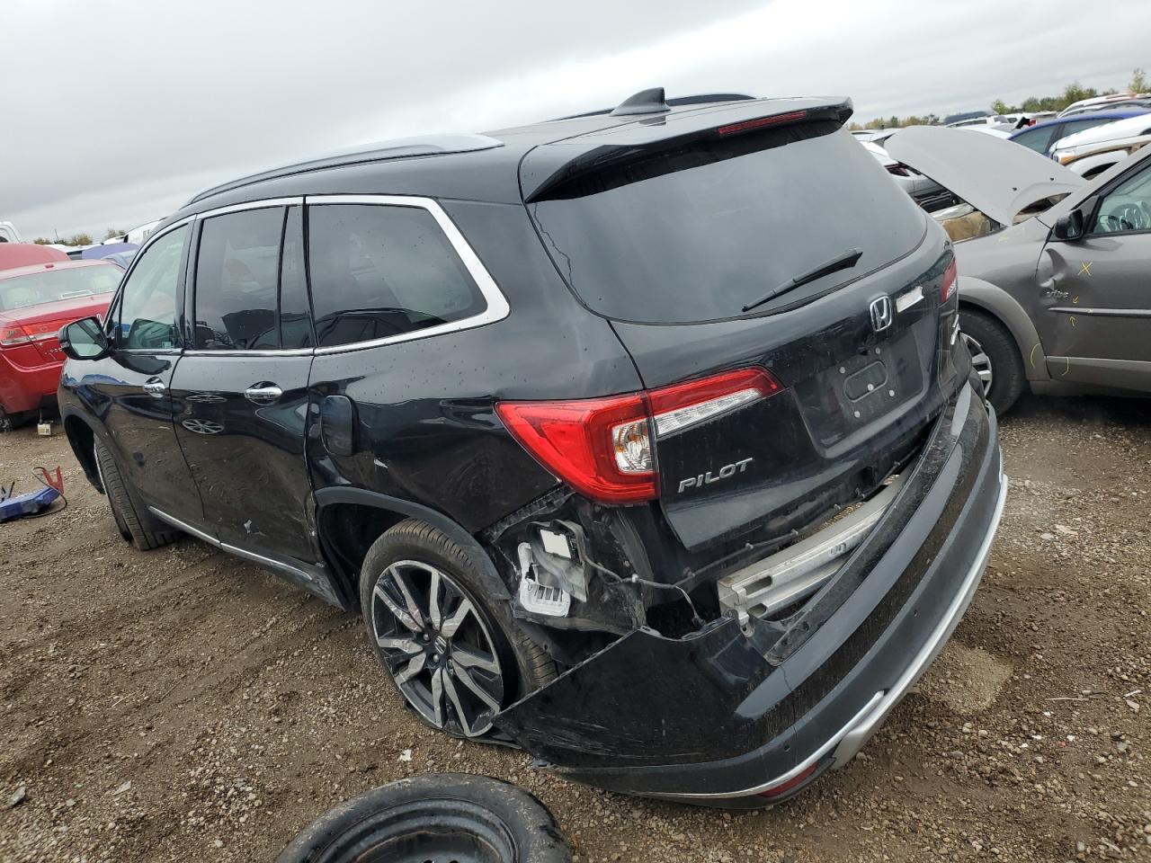 Honda Pilot Touring Image 4