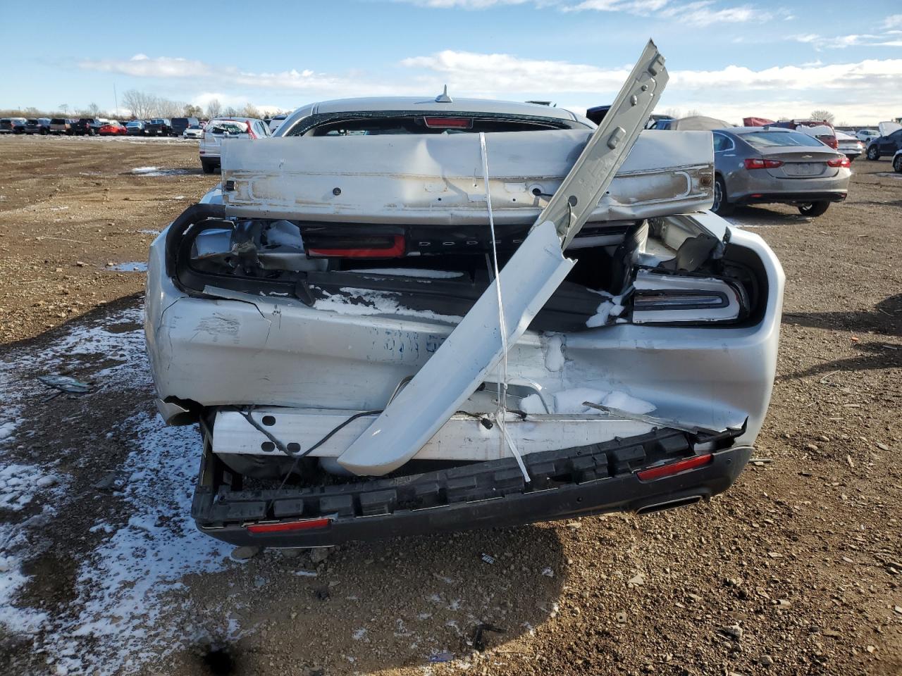 Dodge Challenger Sxt Image 9