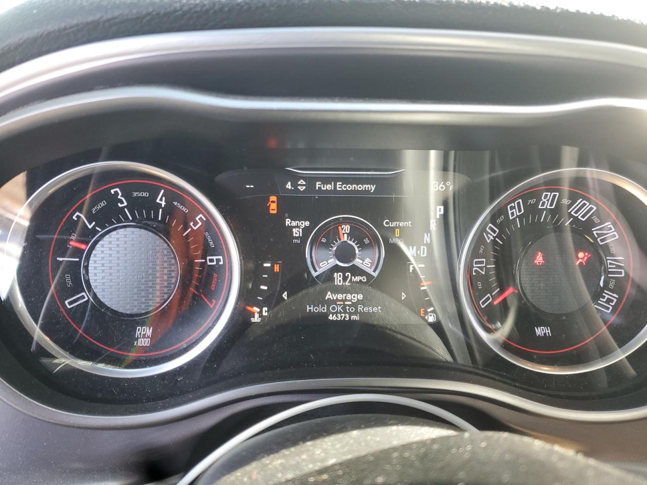 Dodge Challenger Sxt Image 6