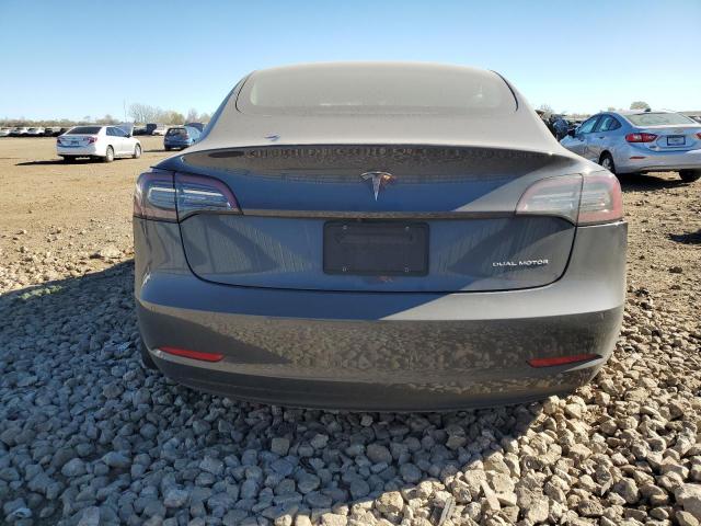 Tesla Model 3 Image 6
