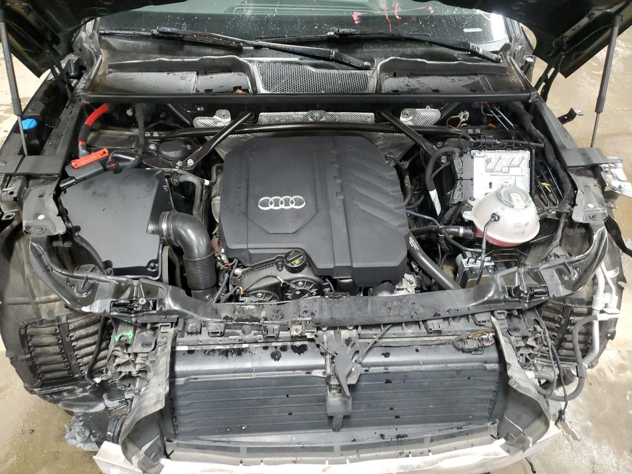 Audi Q5 Premium Image 11