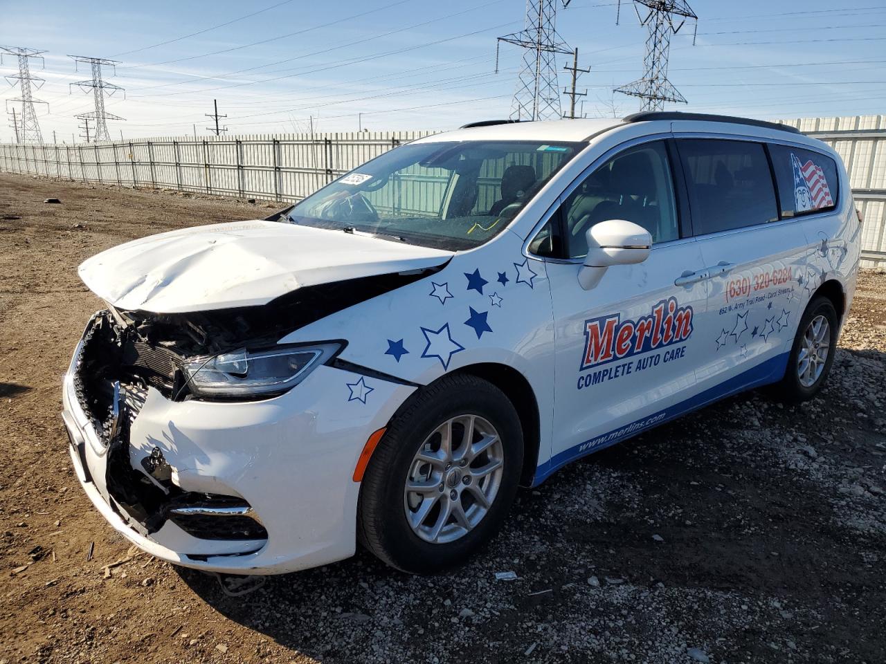 Chrysler Pacifica Touring L Image 1