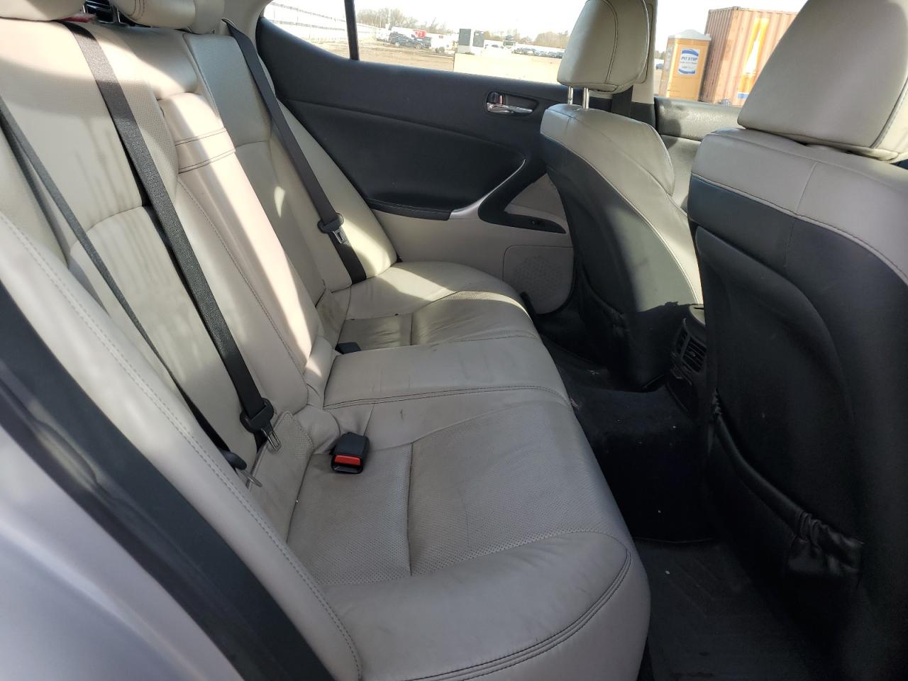 Lexus Is 250 Image 12