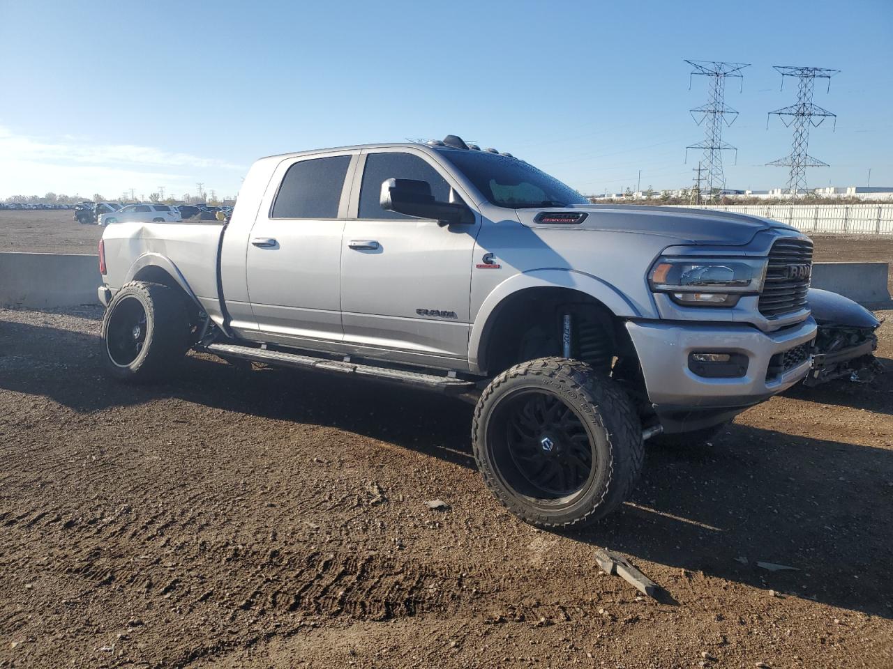 Ram 2500 Laramie Image 12