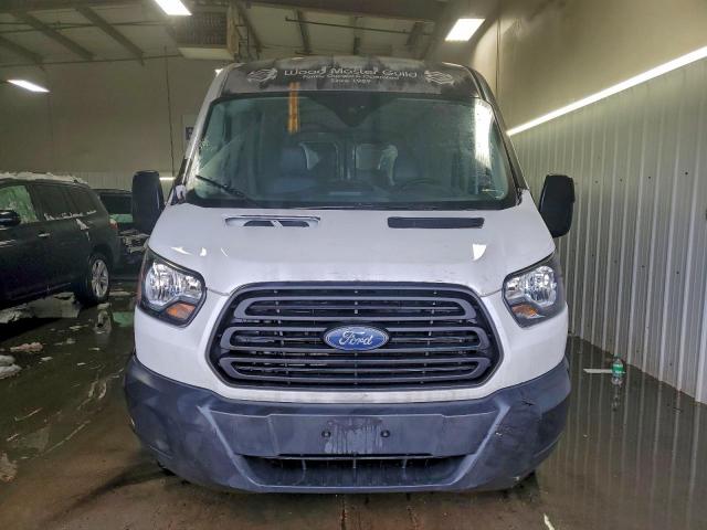 Ford Transit T-250 Image 10