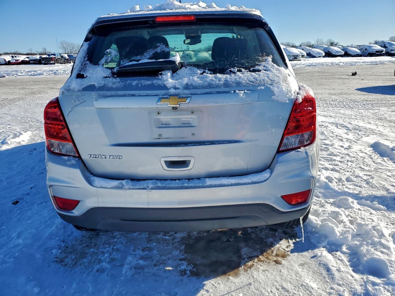 Chevrolet Trax Ls Image 12