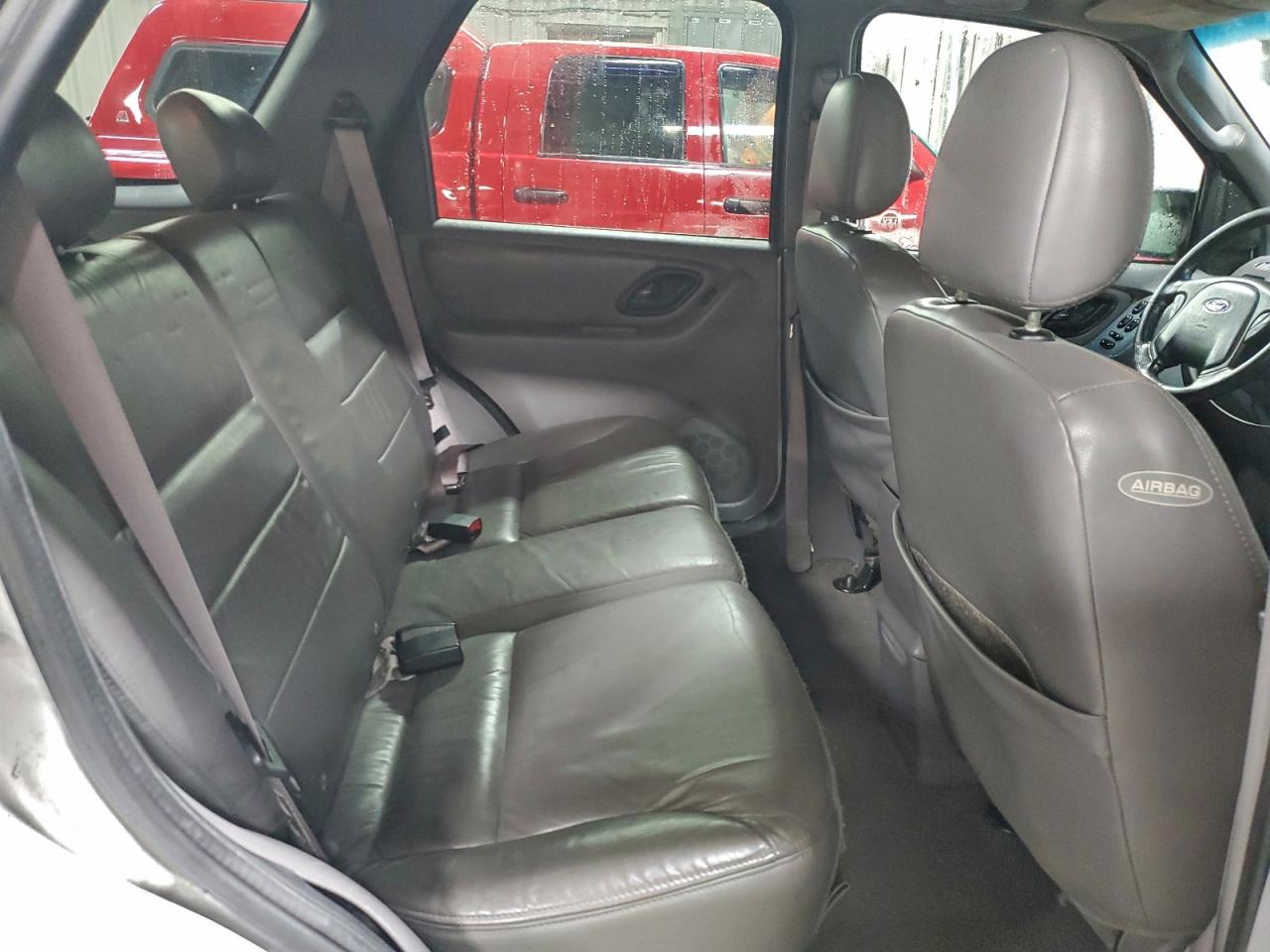 Ford Escape Xlt Image 4