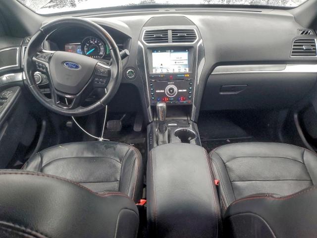 Ford Explorer Sport Image 8