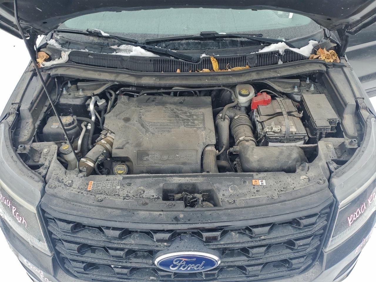 Ford Explorer Sport Image 11