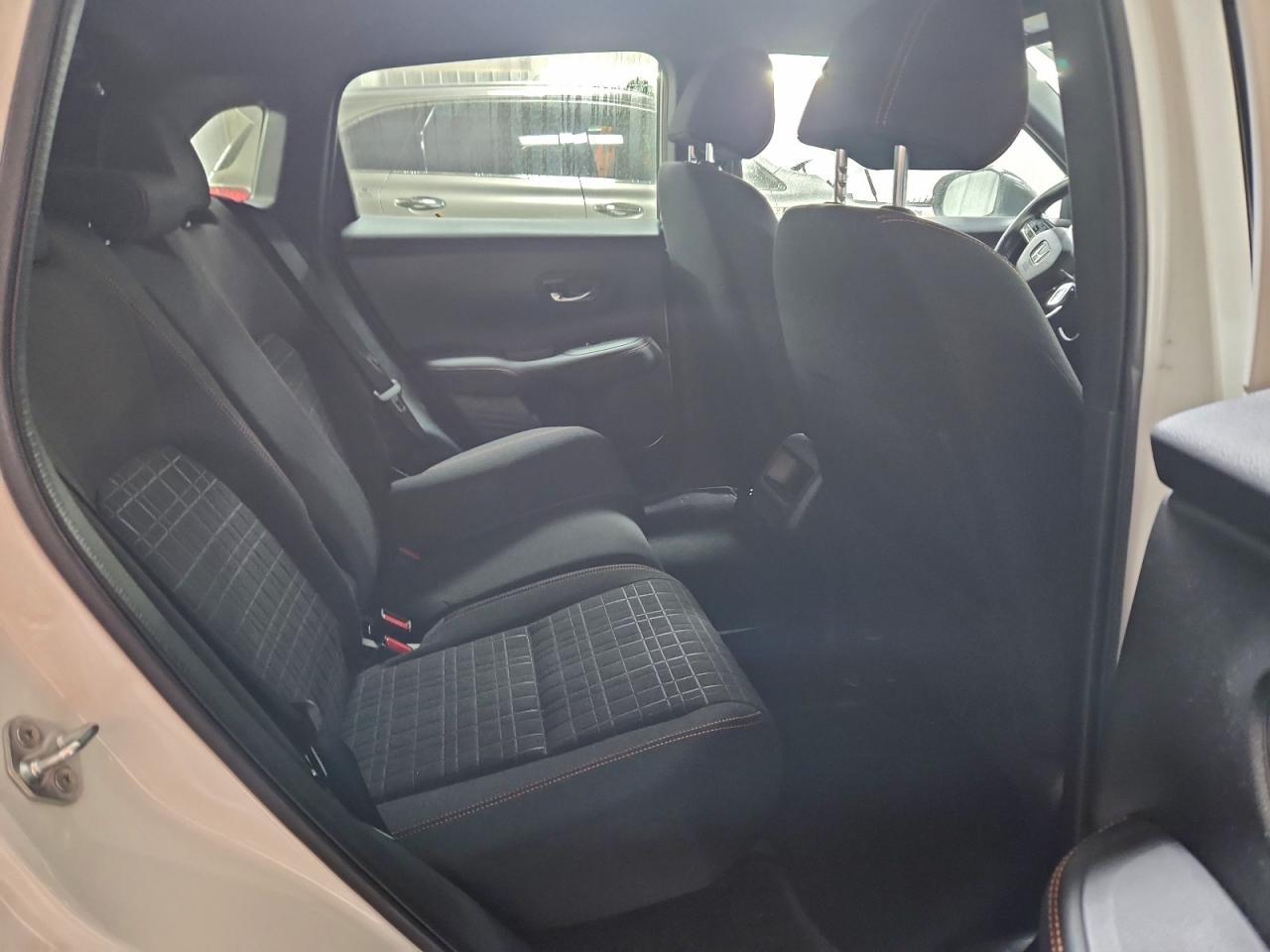 Honda HR-V Sport Image 9