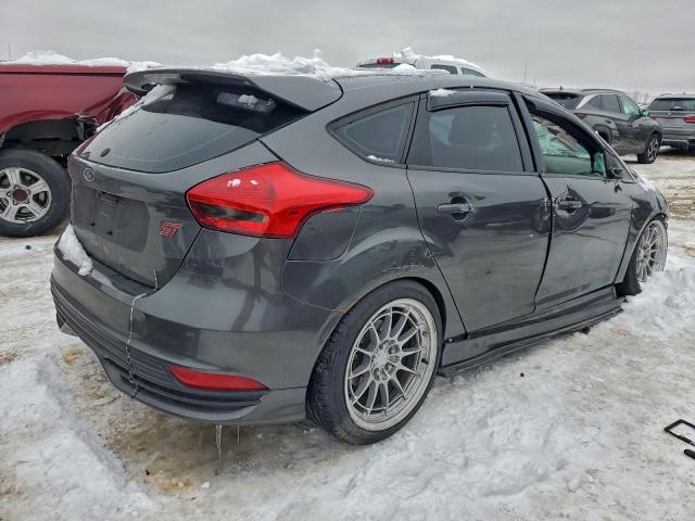 Ford Focus St Image 2