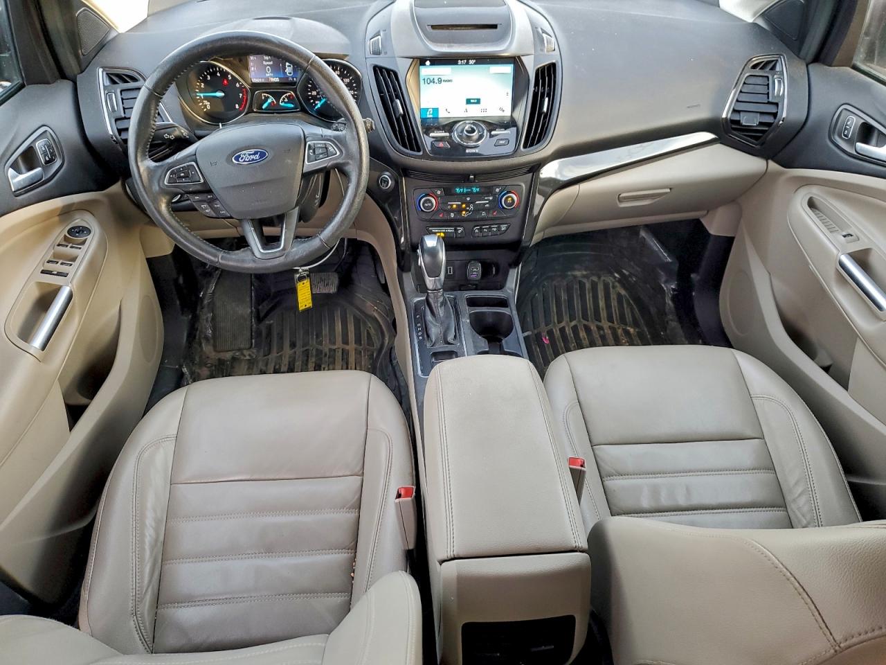 Ford Escape Titanium Image 12